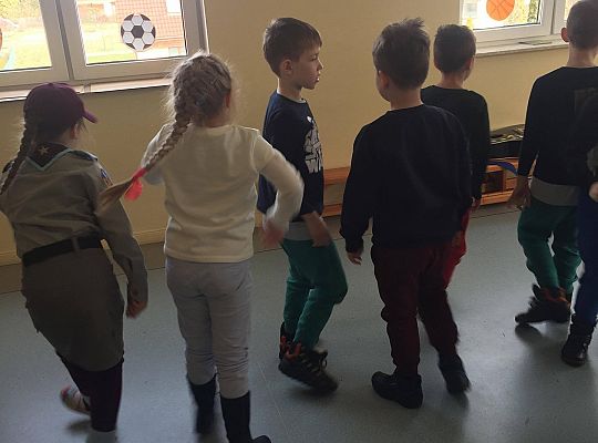 gr IV Z wizytą w "Michałkowie"-Szkoła w Mostach