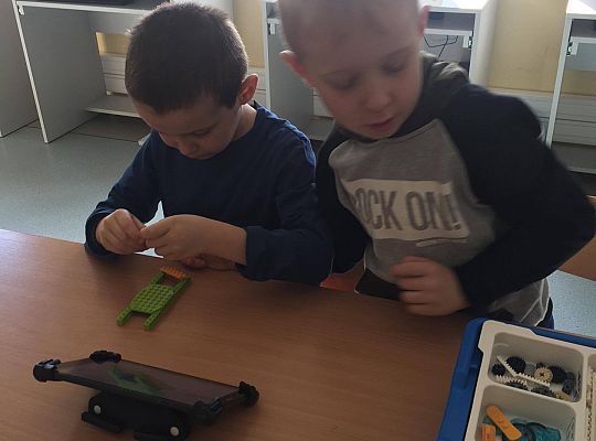 gr IV Z wizytą w "Michałkowie"-Szkoła w Mostach