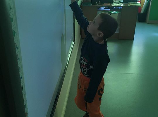 gr IV Z wizytą w "Michałkowie"-Szkoła w Mostach