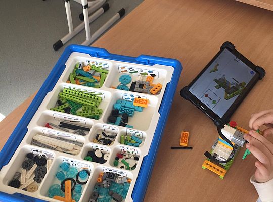 gr IV Z wizytą w "Michałkowie"-Szkoła w Mostach