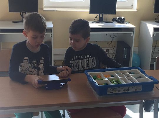 gr IV Z wizytą w "Michałkowie"-Szkoła w Mostach