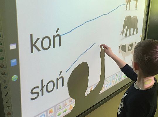 gr IV Z wizytą w "Michałkowie"-Szkoła w Mostach