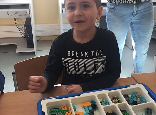 gr IV Z wizytą w "Michałkowie"-Szkoła w Mostach