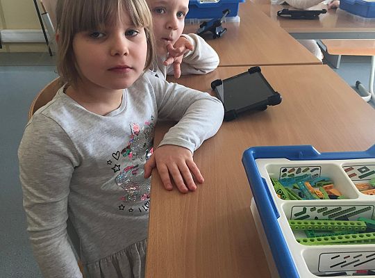 gr IV Z wizytą w "Michałkowie"-Szkoła w Mostach