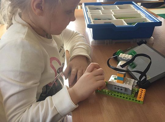 gr IV Z wizytą w "Michałkowie"-Szkoła w Mostach