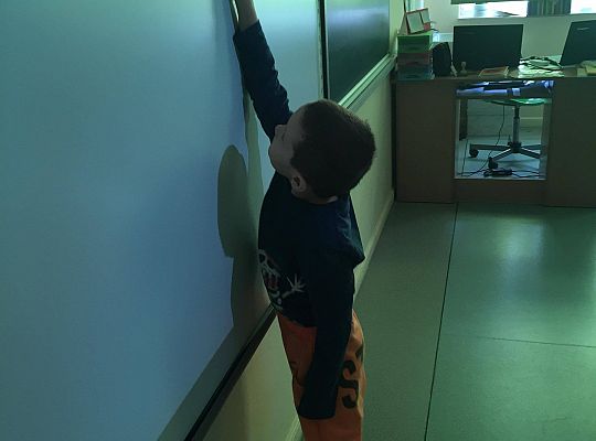 gr IV Z wizytą w "Michałkowie"-Szkoła w Mostach