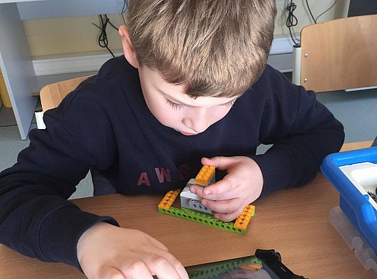 gr IV Z wizytą w "Michałkowie"-Szkoła w Mostach