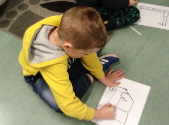 Gr IV Zajęcia w bibliotece-"Co to jest teatr cieni"