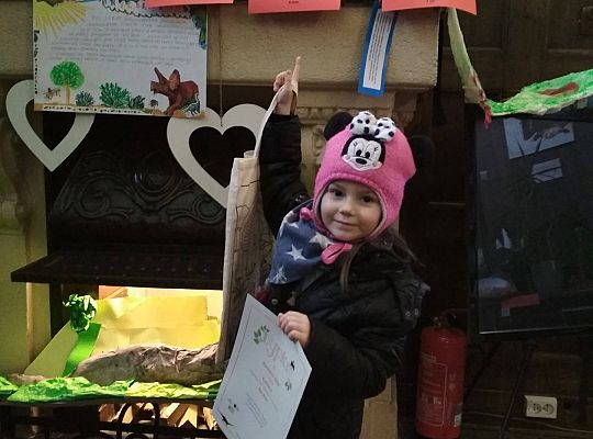 Gr III Gratulujemy Konstancji zajęcia II miejsca w konkursie Eko Dino