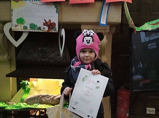 Gr III Gratulujemy Konstancji zajęcia II miejsca w konkursie Eko Dino