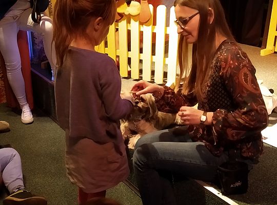 Gr IV- Spotkanie z autorką książek o psach oraz pasowanie na czytelnika