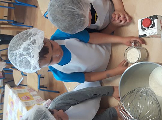 GR II pieczemy babeczki do koszyczka