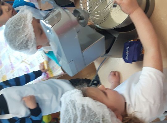 GR II pieczemy babeczki do koszyczka