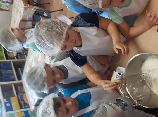 GR II pieczemy babeczki do koszyczka