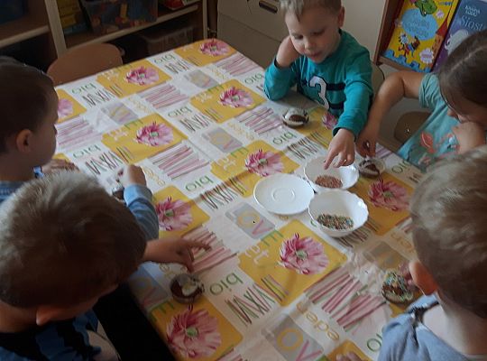 GR II pieczemy babeczki do koszyczka