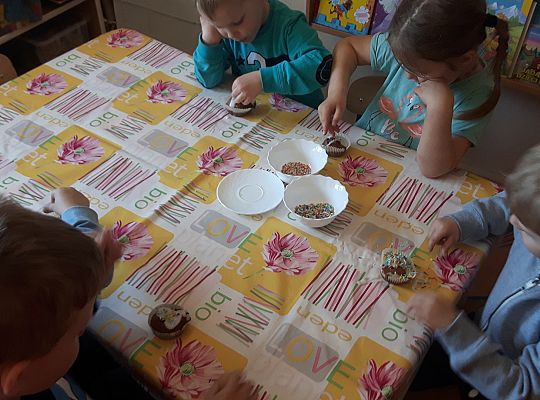 GR II pieczemy babeczki do koszyczka