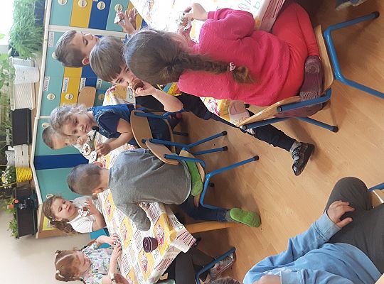 GR II pieczemy babeczki do koszyczka