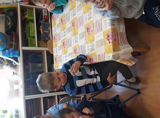 GR II pieczemy babeczki do koszyczka