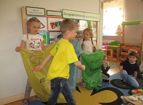 Gr III Segregujemy śmieci