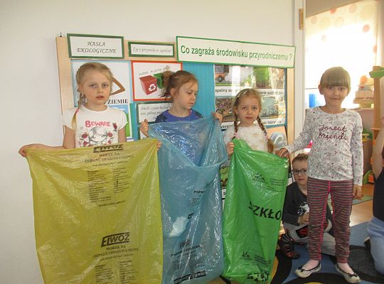 Gr III Segregujemy śmieci