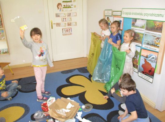 Gr III Segregujemy śmieci