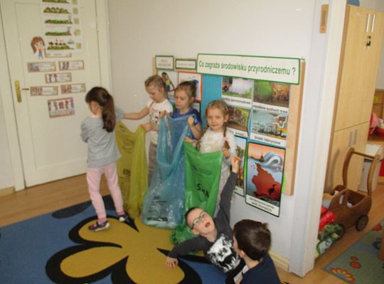 Gr III Segregujemy śmieci