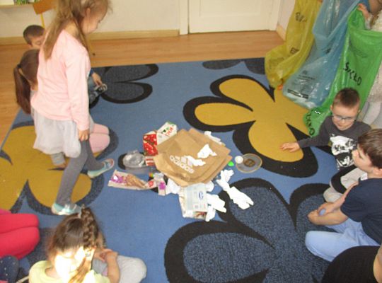 Gr III Segregujemy śmieci