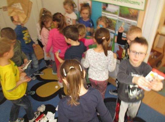 Gr III Segregujemy śmieci