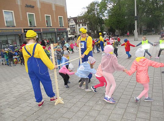 Gr III Zabawy zorganizowane przez Bibliotekę