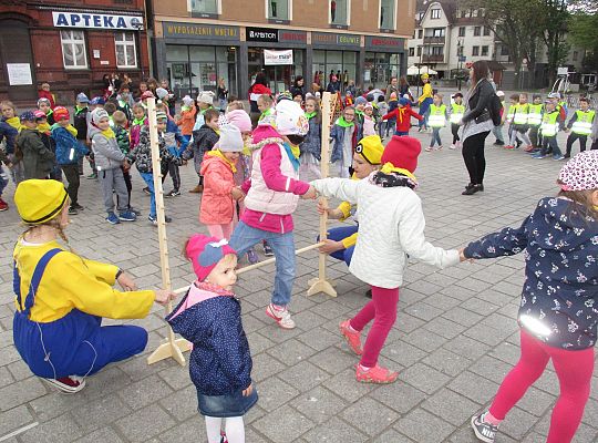 Gr III Zabawy zorganizowane przez Bibliotekę