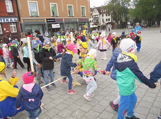 Gr III Zabawy zorganizowane przez Bibliotekę