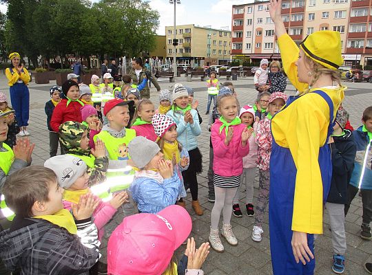 Gr III Zabawy zorganizowane przez Bibliotekę