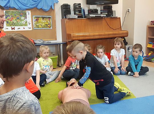 Gr I i II spotkanie z Ratownikiem Medycznym