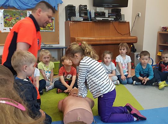 Gr I i II spotkanie z Ratownikiem Medycznym