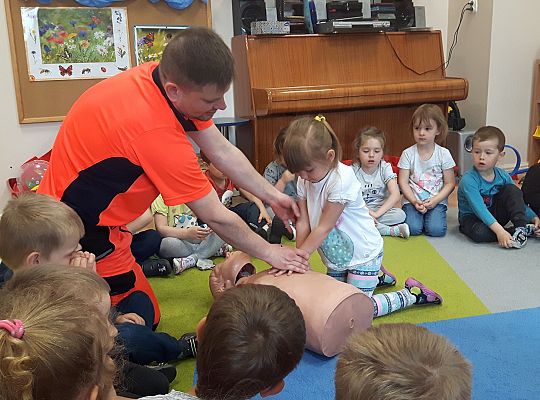 Gr I i II spotkanie z Ratownikiem Medycznym