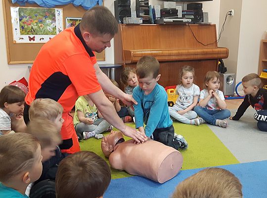 Gr I i II spotkanie z Ratownikiem Medycznym