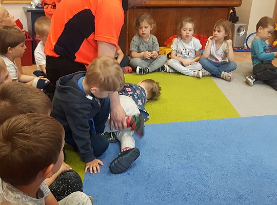 Gr I i II spotkanie z Ratownikiem Medycznym