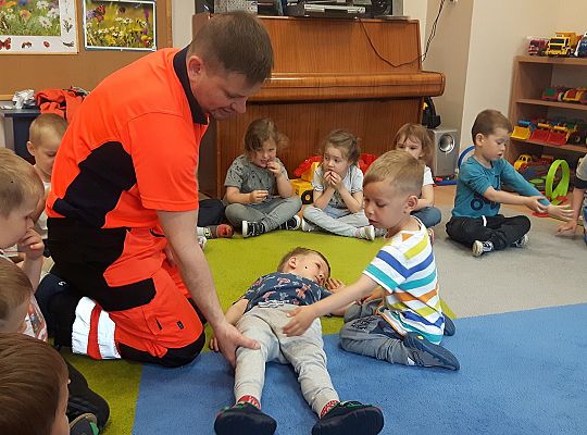 Gr I i II spotkanie z Ratownikiem Medycznym