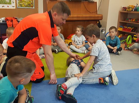 Gr I i II spotkanie z Ratownikiem Medycznym