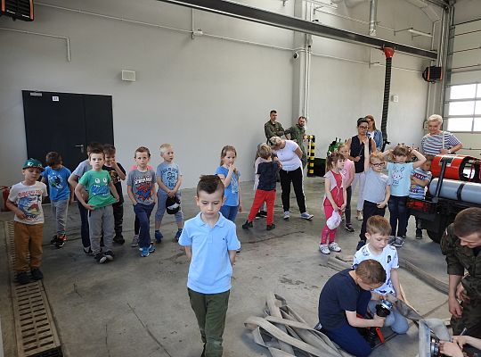 Gr IV Wycieczka do jednostki Wojskowej w Siemirowicach