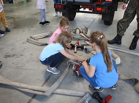 Gr IV Wycieczka do jednostki Wojskowej w Siemirowicach