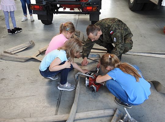 Gr IV Wycieczka do jednostki Wojskowej w Siemirowicach