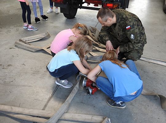 Gr IV Wycieczka do jednostki Wojskowej w Siemirowicach