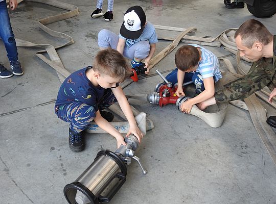 Gr IV Wycieczka do jednostki Wojskowej w Siemirowicach