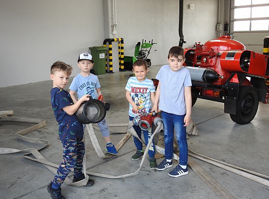 Gr IV Wycieczka do jednostki Wojskowej w Siemirowicach