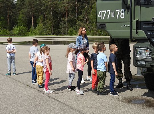 Gr IV Wycieczka do jednostki Wojskowej w Siemirowicach