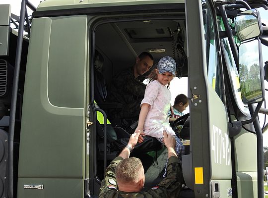 Gr IV Wycieczka do jednostki Wojskowej w Siemirowicach
