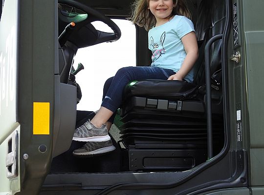 Gr IV Wycieczka do jednostki Wojskowej w Siemirowicach