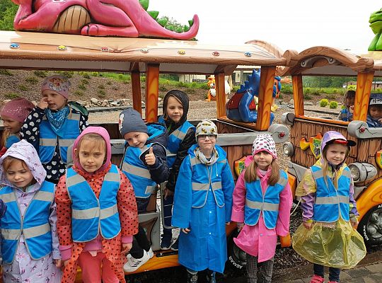 Gr III Wycieczka do Parku Ewolucji w Sławutówku