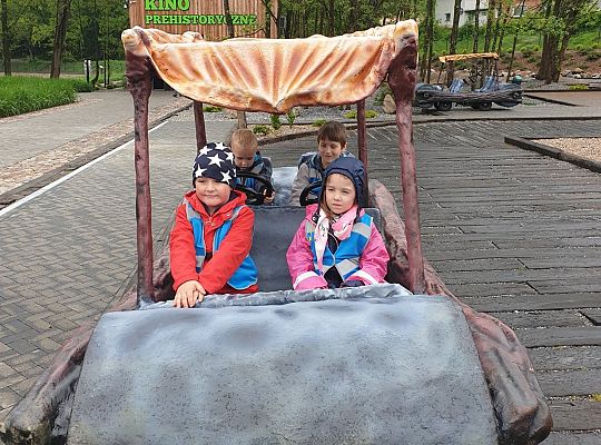 Gr III Wycieczka do Parku Ewolucji w Sławutówku